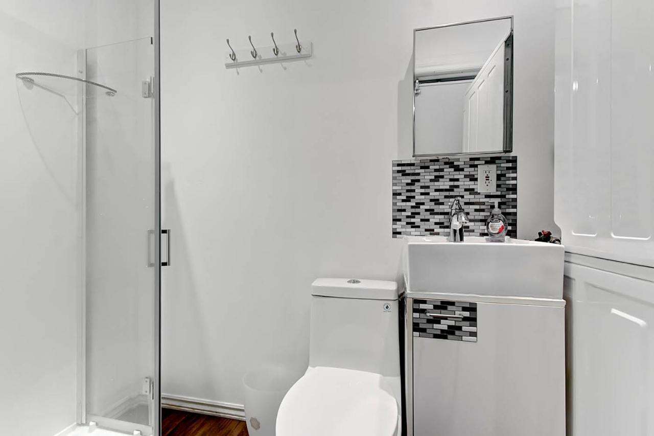 Les Appartements Du 790 Квебек Екстер'єр фото